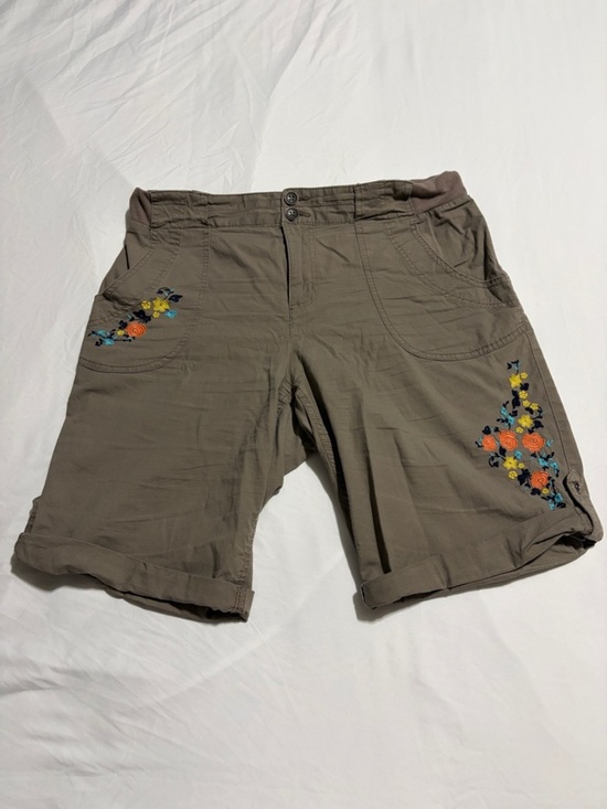 Cato Pants - Cato Olive Green Embroidered Women’s Bermuda Shorts